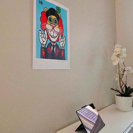 Chic 1Bdr With Shared Terrace Steps From Duomo By Rentopolis ミラノ エクステリア 写真